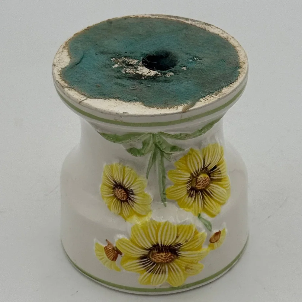 Vintage Ceramic Yellow Daisy Candle Holder Pedestal Taper Pillar Floral White